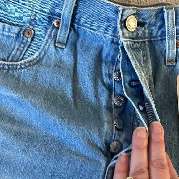 LEVI’S 501 Original Shorts Sansome Straggler - Picture 8 of 11